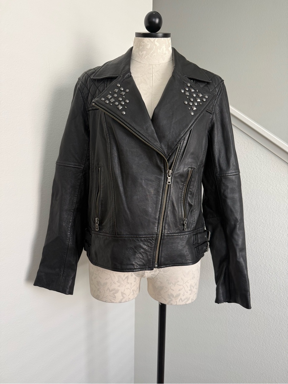NWT Durango Demi monde studded black leather moto jacket coat women’s large
